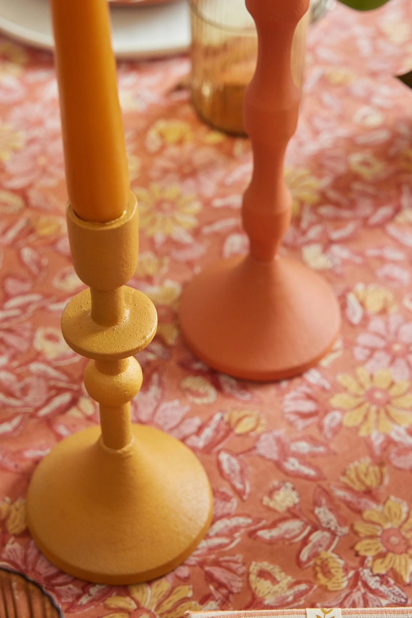 Bonheur du Jour Tafelkleed – Meera Auburn