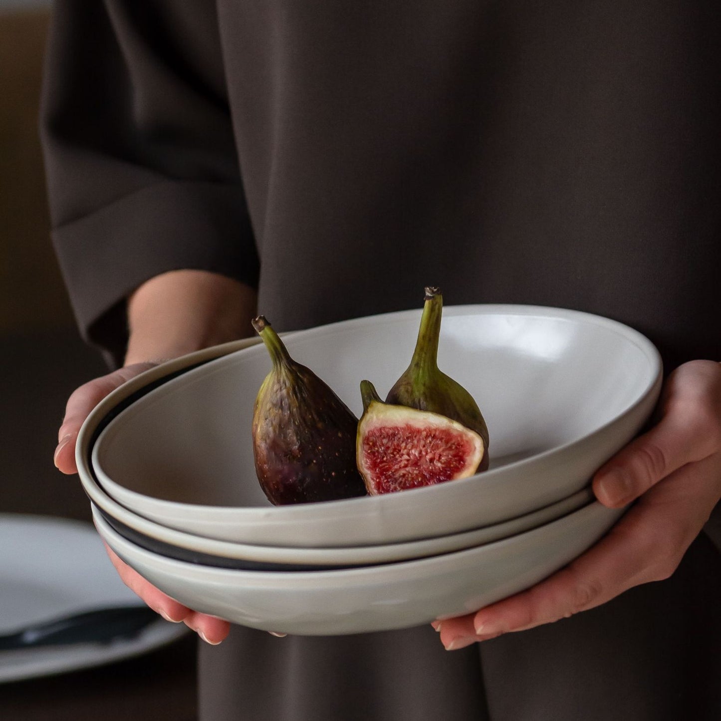 The Table pasta plate Black Olive