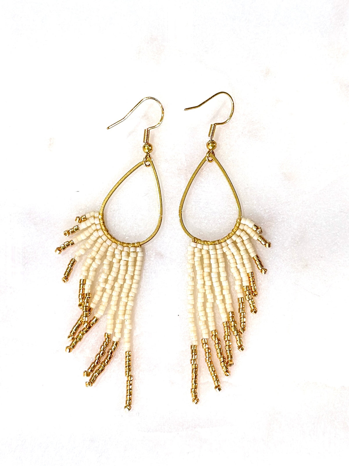 Wanted by DaS Beaded earrings Angel Wing Ecru