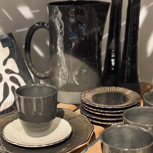 The Table mok Black Olive