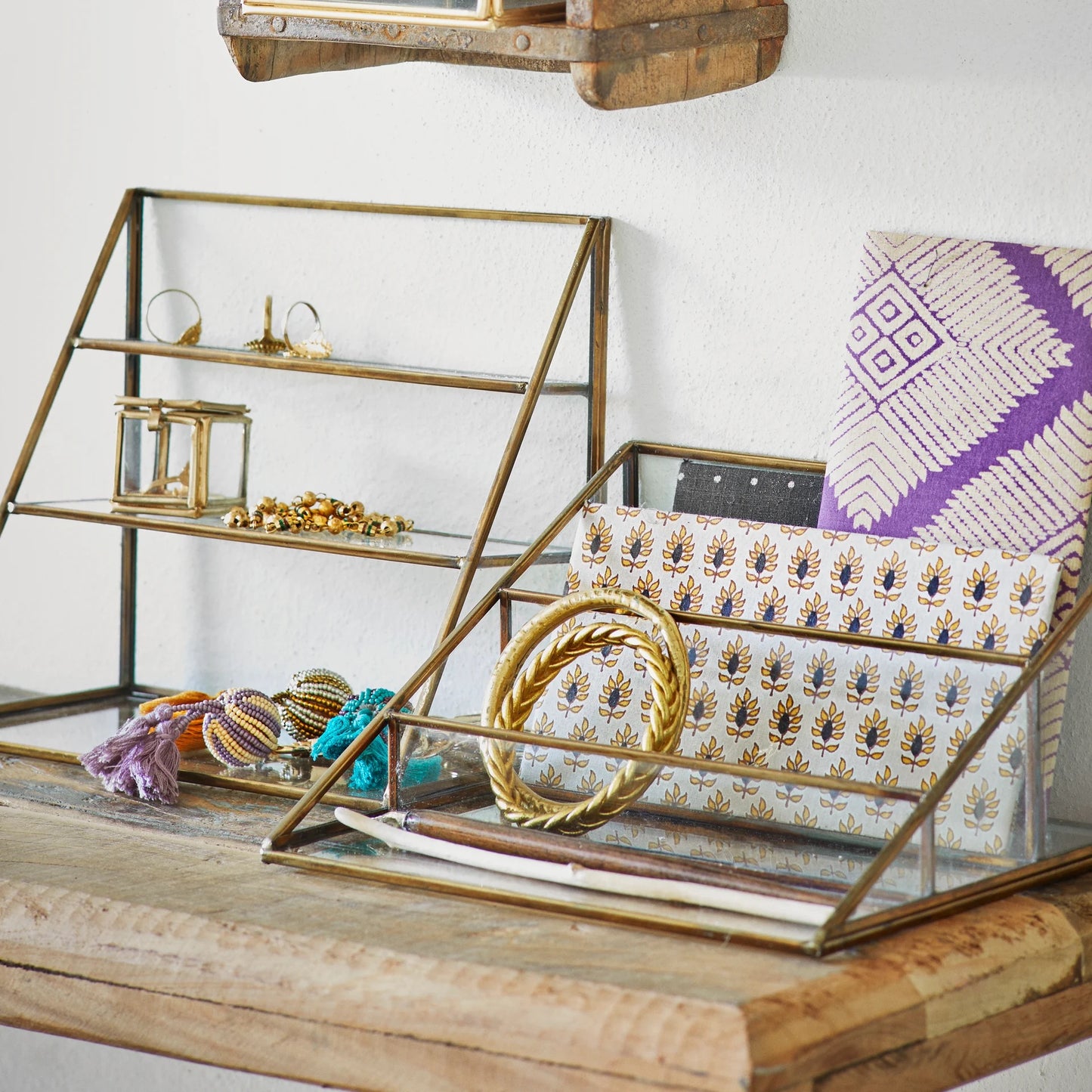 Madam Stoltz glass organizer