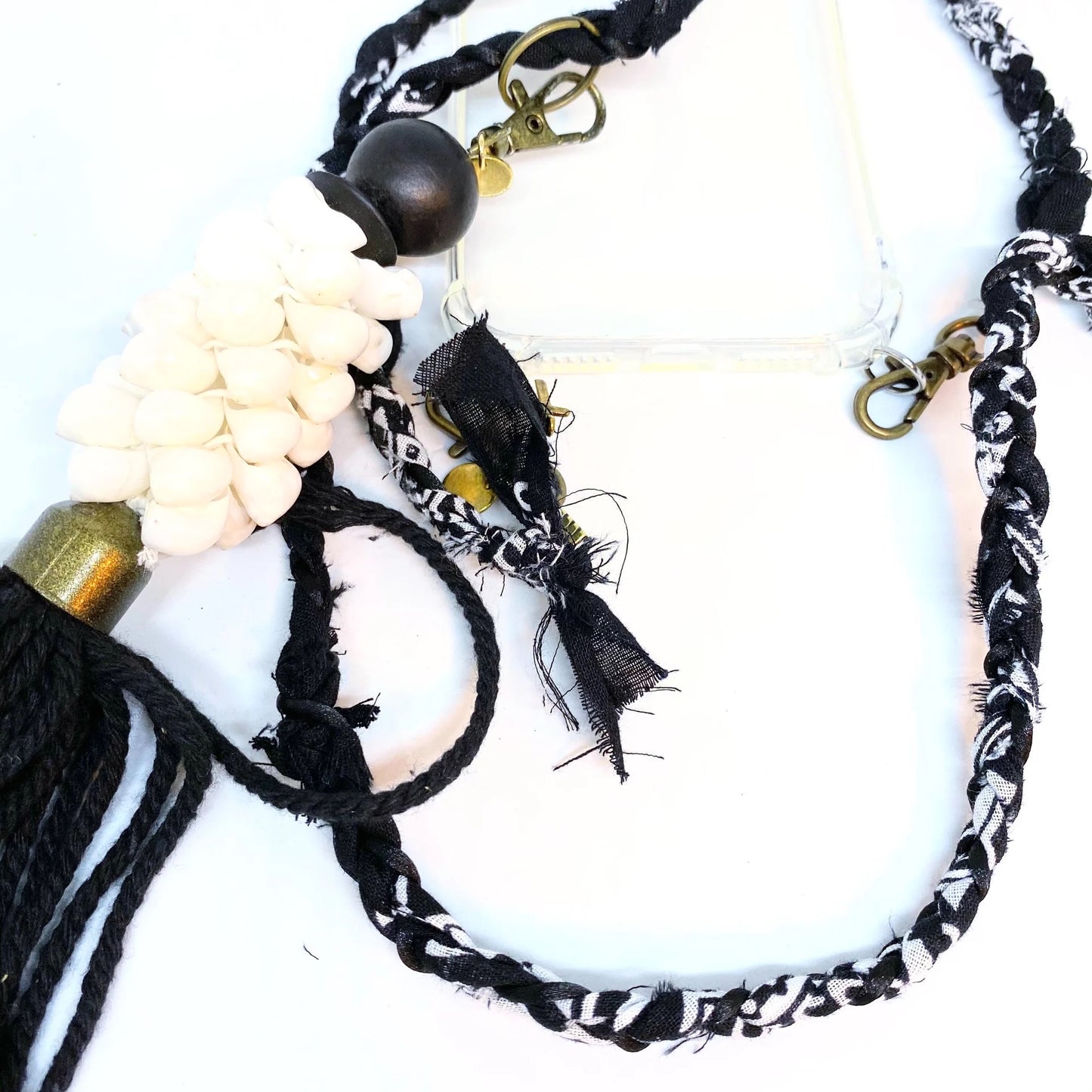 Wanted by DaS Phone cord bandana black