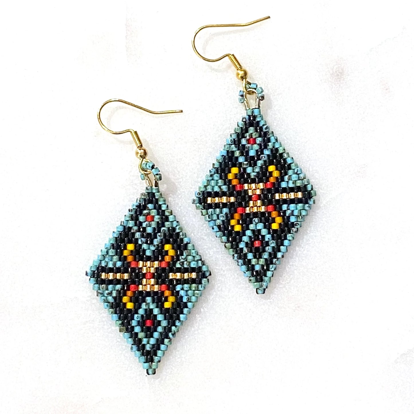 Wanted by DaS Beaded earrings diamond TBG