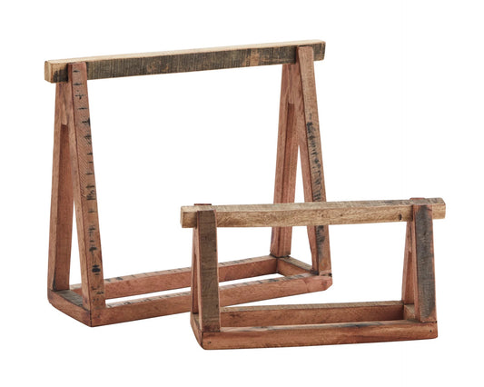 Madam Stoltz Wooden stands set