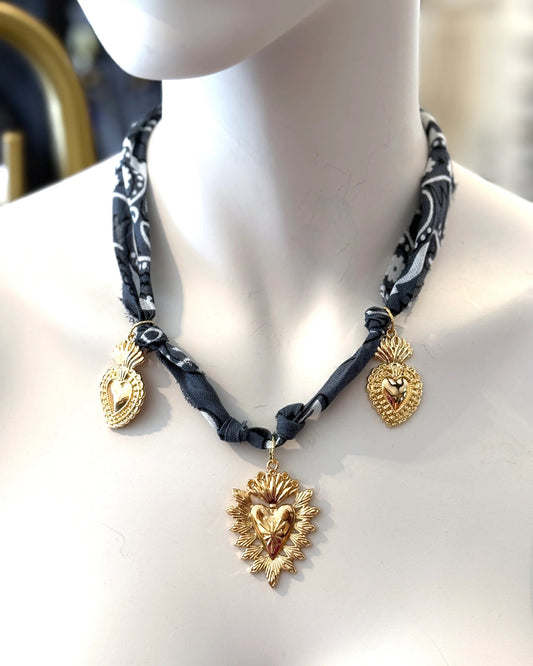 Bandana ketting Big Hearts Grey