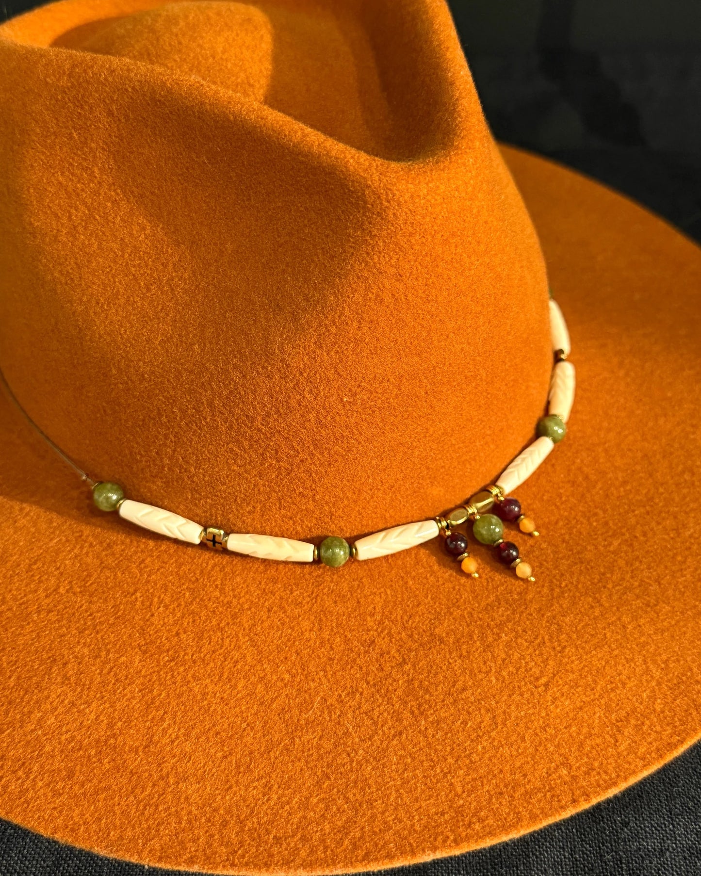 Wanted by Das Hat band Canedian Jade